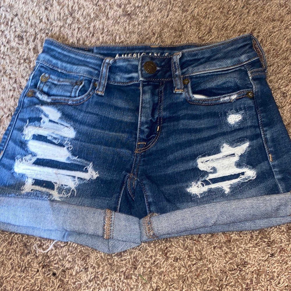 Selling because too small